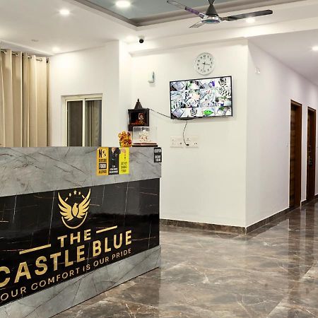 The Castle Blue Hotel Greater Noida Bagian luar foto